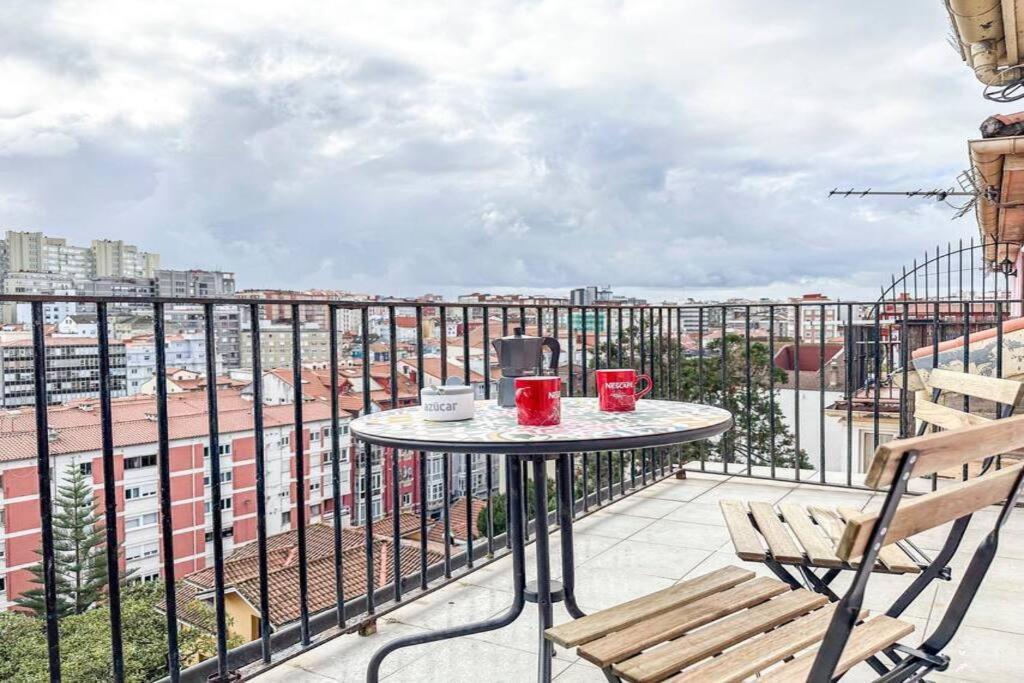 Апартаменти Acogedor Loft Con Vistas A La Ciudad Сантандер Екстер'єр фото